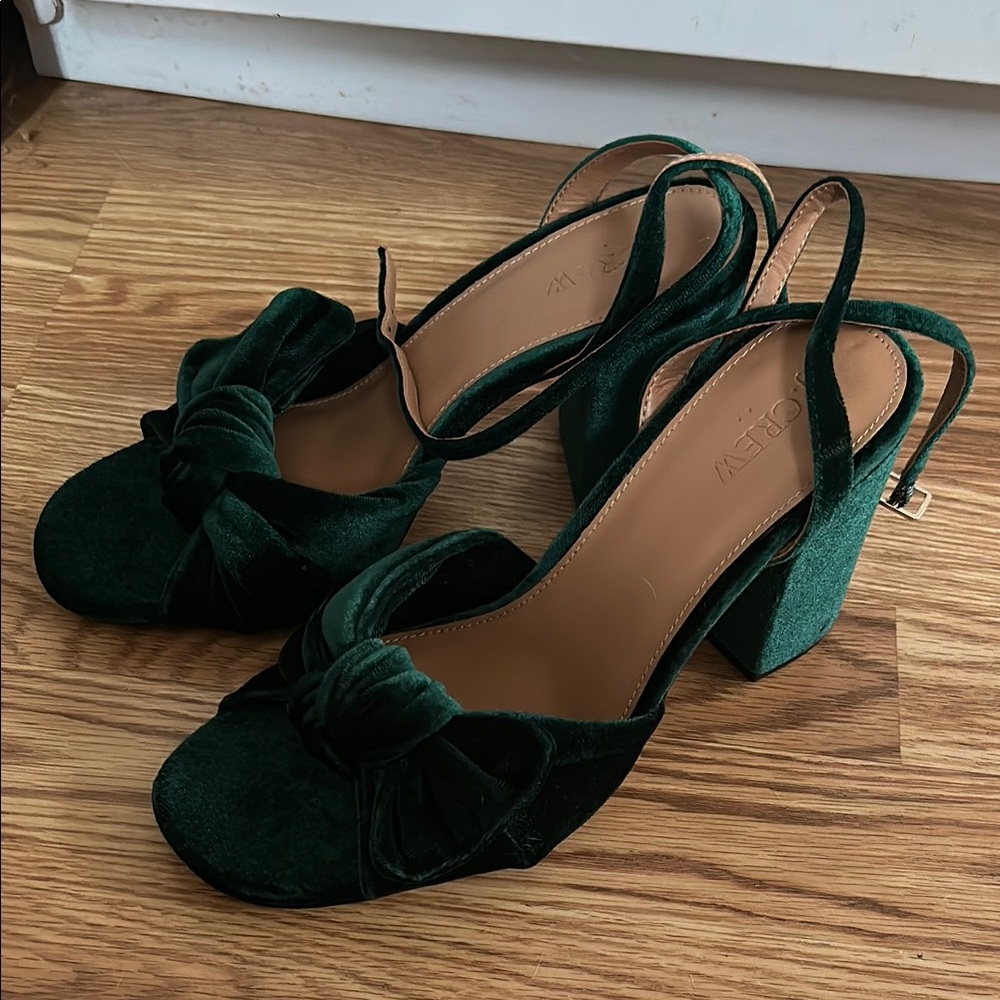 J crew Velvet heels